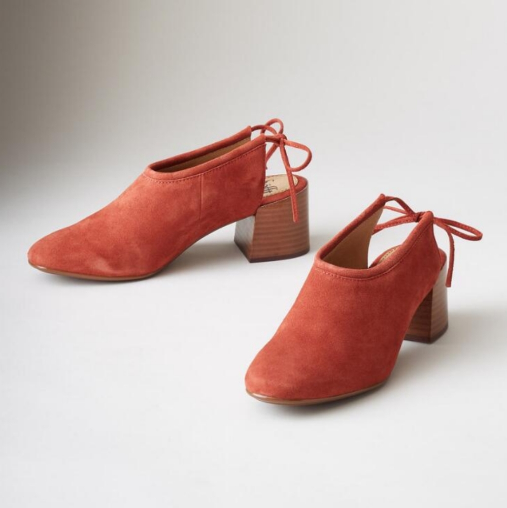 SOFTT Lenora Suede Block Heel Mules